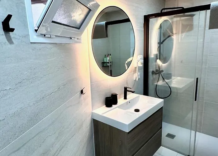 Americas 200 B Apartment