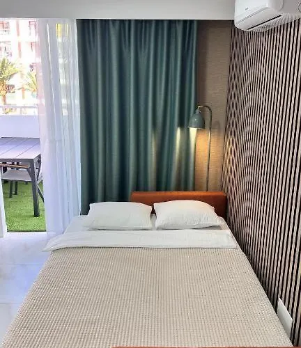 Americas 200 B * Costa Adeje (Tenerife)