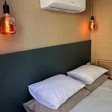 アパート Americas 200 B アデヘ