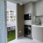 Americas 200 B Apartman *